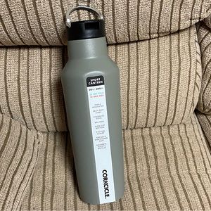 Corkcicle Sports Canteen - flip top straw